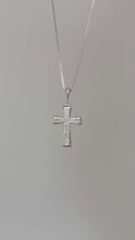 Carregar imagem no visualizador da galeria, Colar cruz craveja