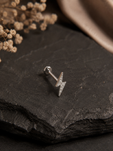 Carregar imagem no visualizador da galeria, Piercing raio tragus - cartilagem