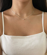 Carregar imagem no visualizador da galeria, Colar Bolinha Única