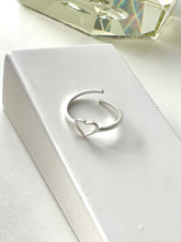 Carregar imagem no visualizador da galeria, Anel corações regulável
