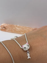 Carregar imagem no visualizador da galeria, Berloque Gatinho
