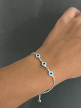 Carregar imagem no visualizador da galeria, Pulseira olho grego triplo
