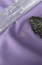 Carregar imagem no visualizador da galeria, Pingente Símbolo Paz
