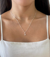 Carregar imagem no visualizador da galeria, Colar Estrelinha I
