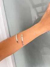 Carregar imagem no visualizador da galeria, Bracelete laços
