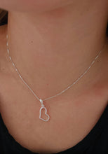 Carregar imagem no visualizador da galeria, Colar coração deitado
