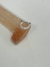 Carregar imagem no visualizador da galeria, Piercing conch 4
