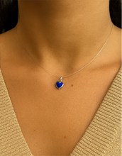 Carregar imagem no visualizador da galeria, Choker P. de Luz Coraçãozinho Azul
