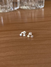 Carregar imagem no visualizador da galeria, Brinco Arco-íris Estrela
