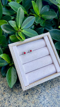 Carregar imagem no visualizador da galeria, Brinco Jasper Vermelho VIII

