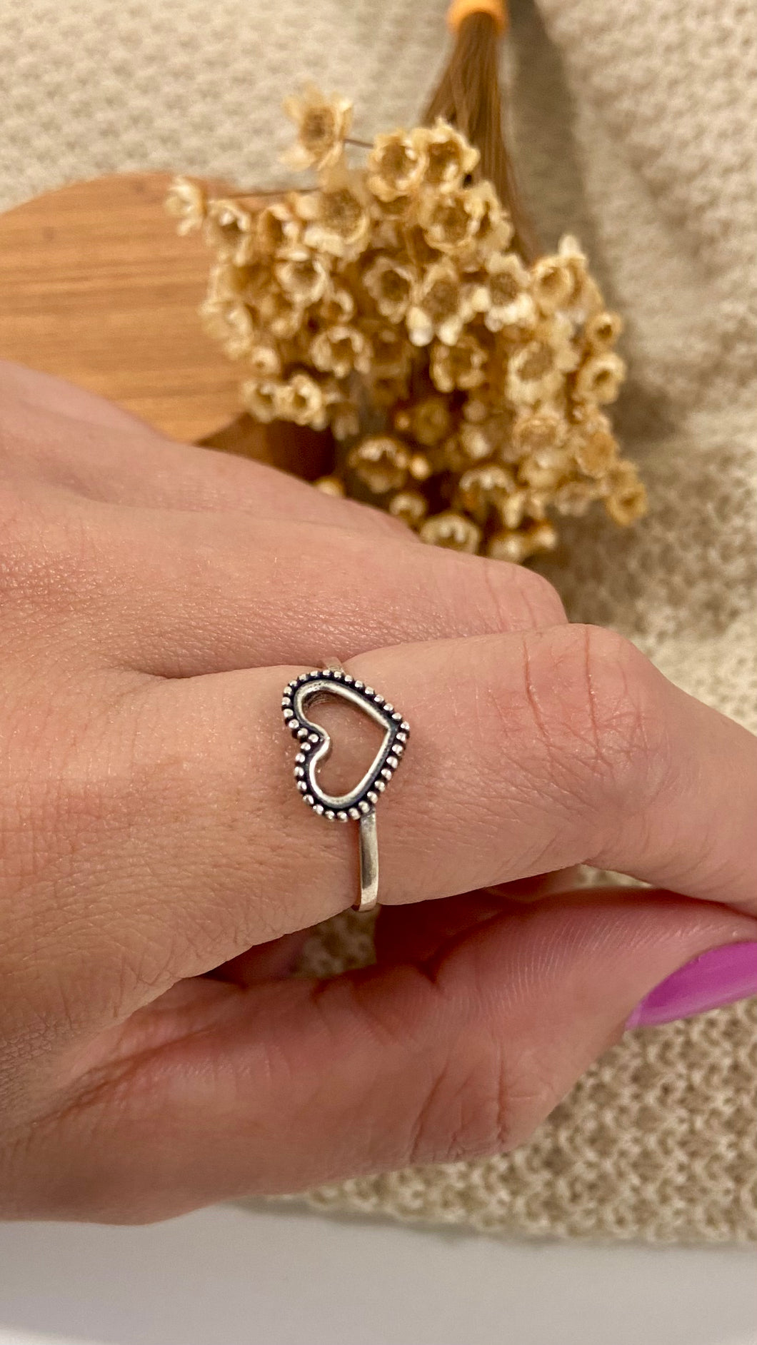 Anel Coração Vazado Indiano