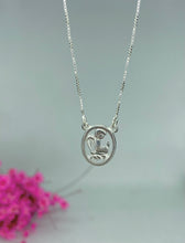 Carregar imagem no visualizador da galeria, Colar Anjinho
