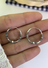 Carregar imagem no visualizador da galeria, Argolinha Bali
