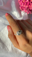 Carregar imagem no visualizador da galeria, Anel Trevo Cravejado
