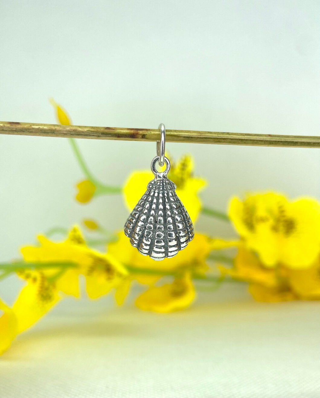 Pingente Concha Detalhada