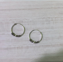 Carregar imagem no visualizador da galeria, Argolinha Bali VI
